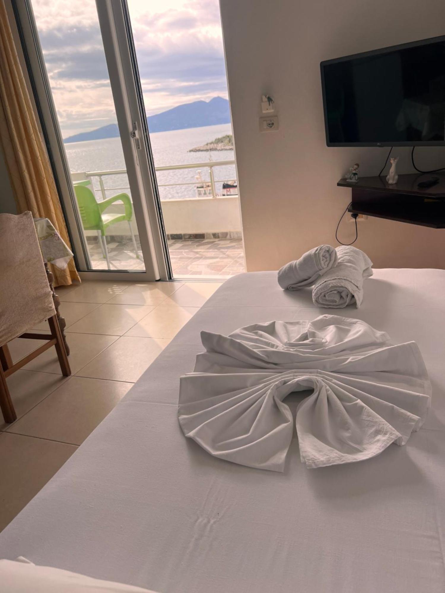 Majki Beach Apartments Саранда Экстерьер фото