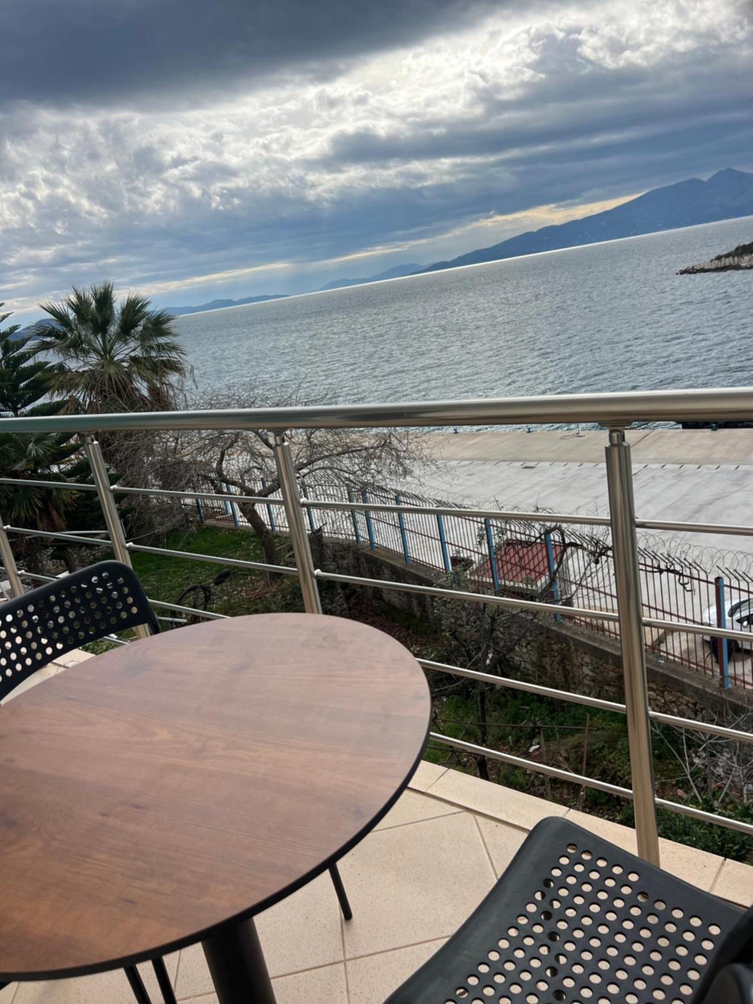 Majki Beach Apartments Саранда Экстерьер фото