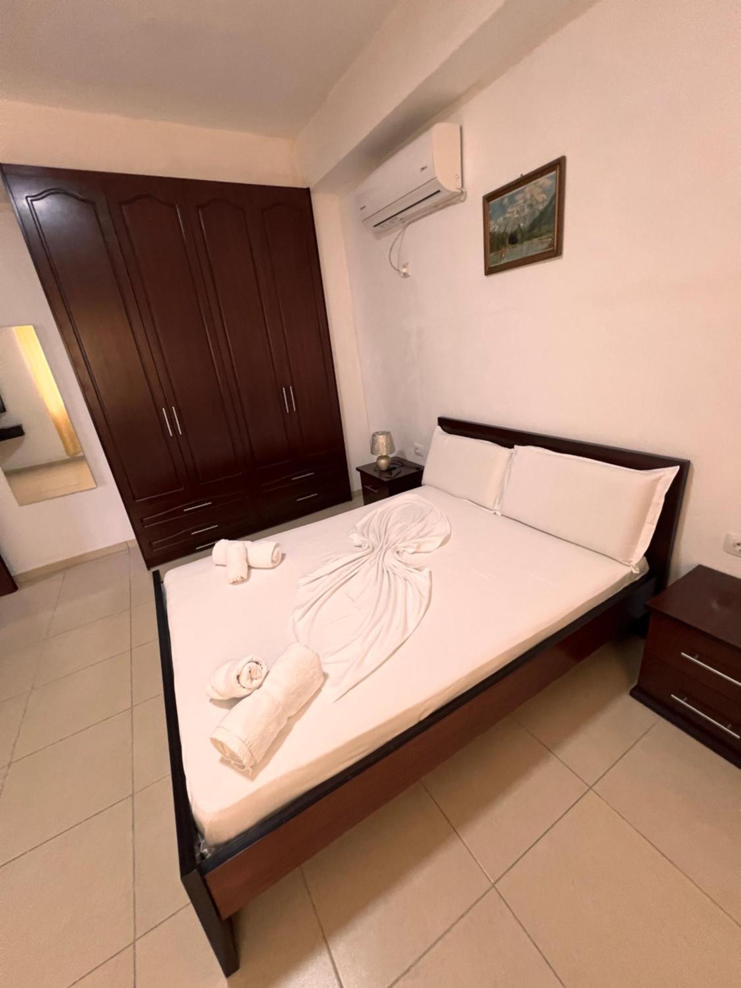 Majki Beach Apartments Саранда Экстерьер фото