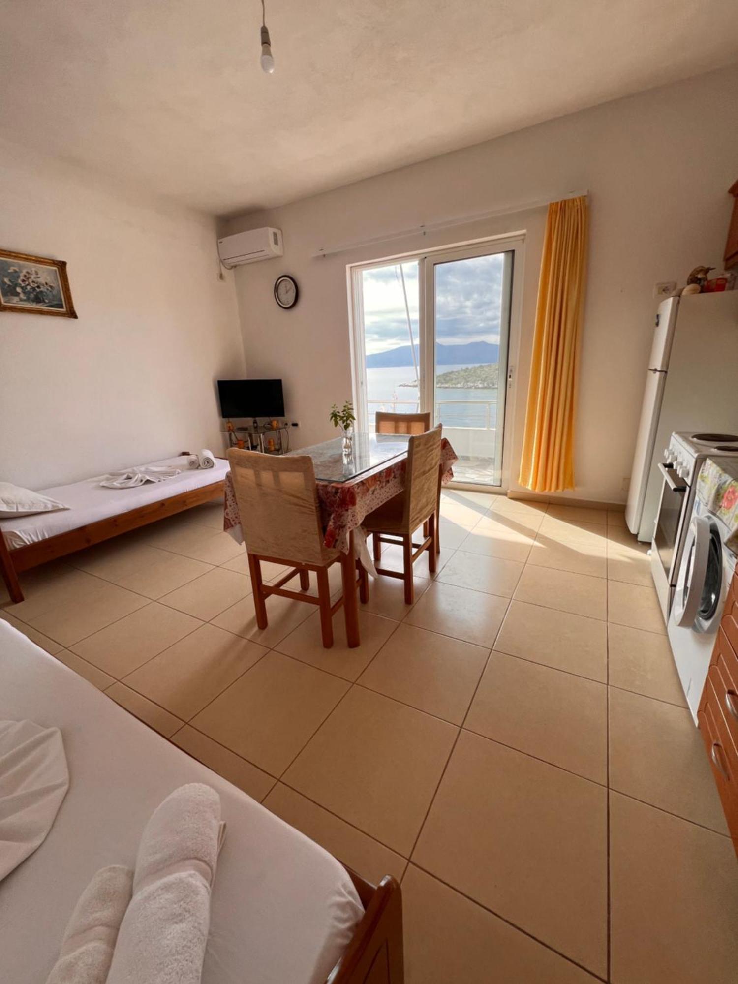 Majki Beach Apartments Саранда Экстерьер фото