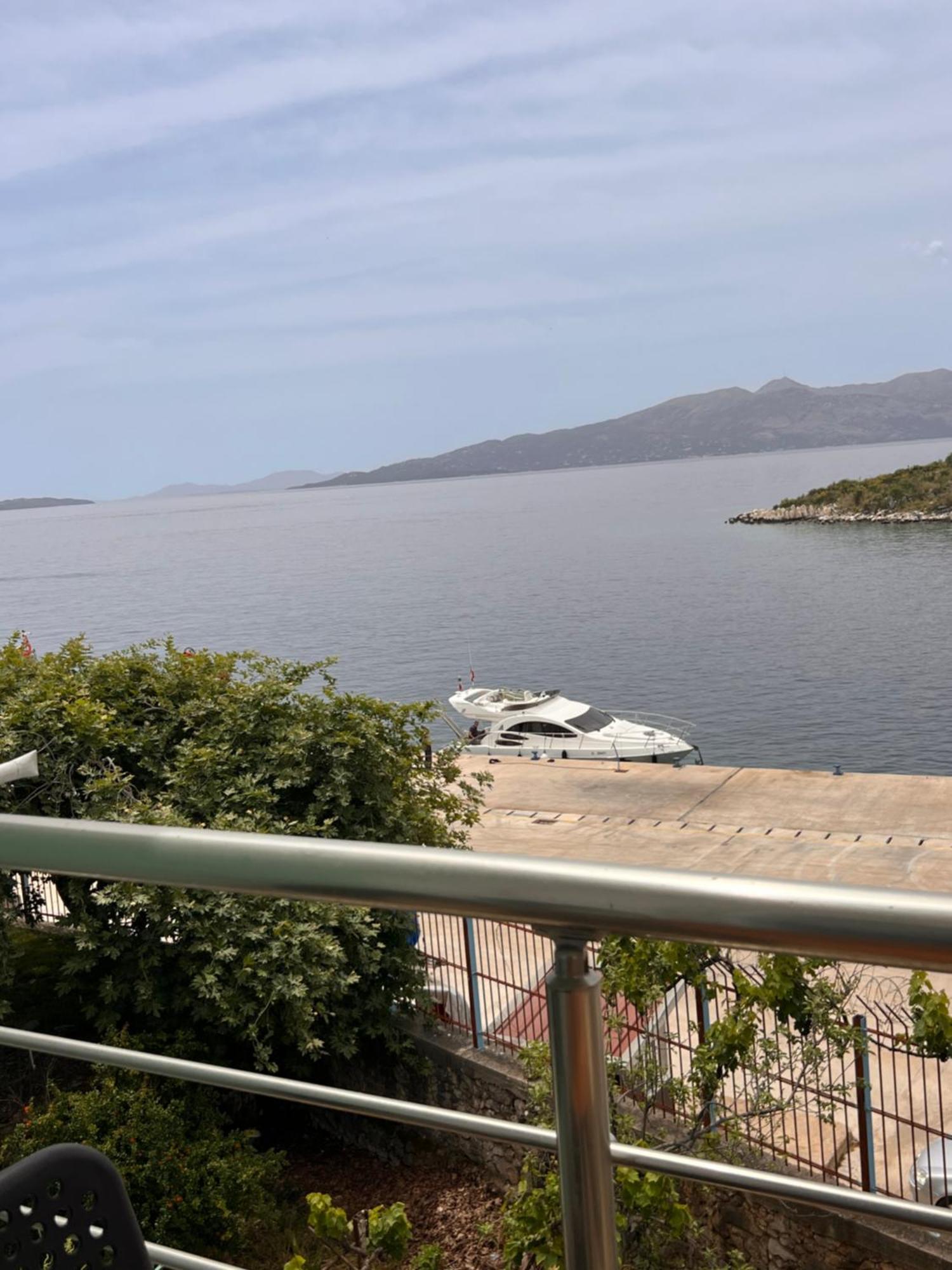 Majki Beach Apartments Саранда Экстерьер фото